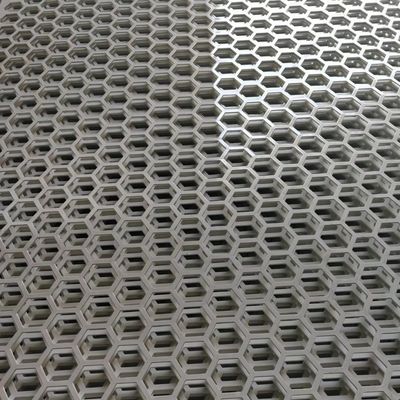 Filtração Punched Steel Mesh 450mm Galvanizado Metal Perforado