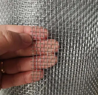 Alta resistência à tração Rede de tela tecida com diâmetro de fio 0,6 mm 0,7 mm 0,8 mm 0,9 mm 1,0 mm 1,6 mm Branco
